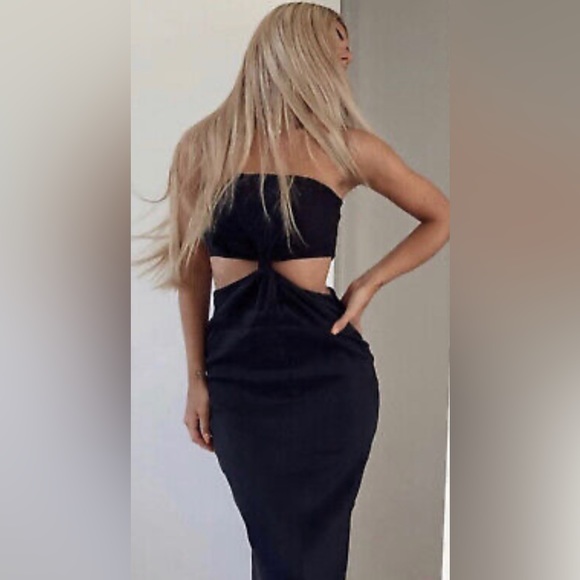 Zara BLACK LINEN BLEND STRAPLESS CUTOUT DRESS - Picture 2 of 9